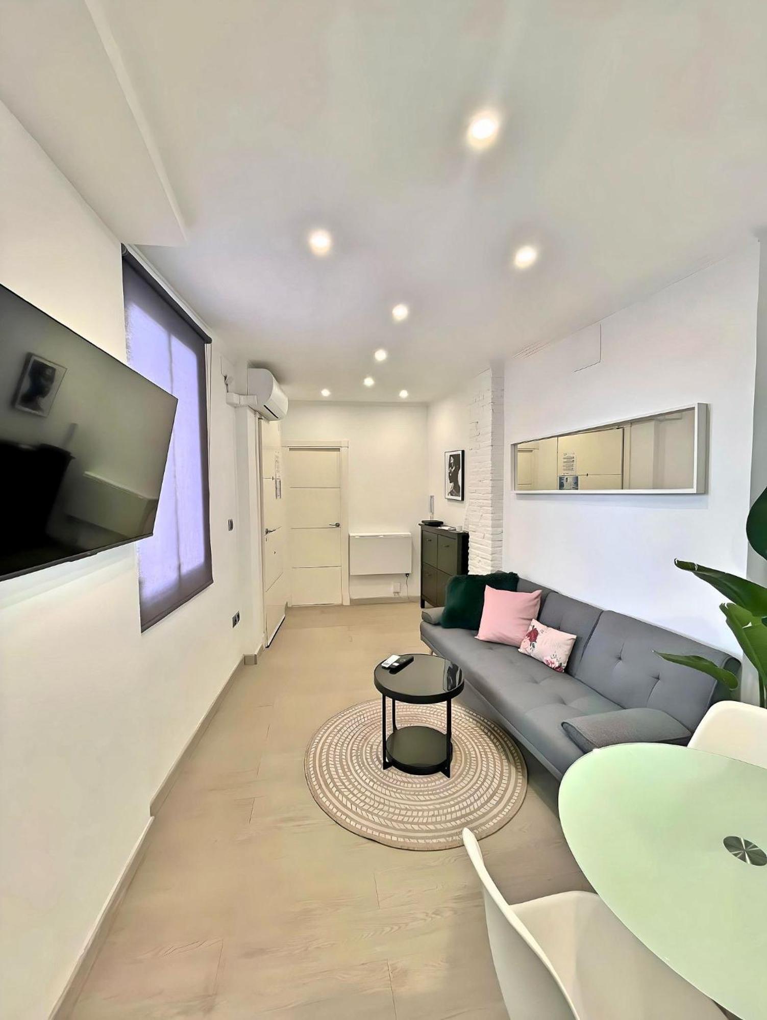 Excellent Location Malaga Centro Historico 2 Bed Flat Apartment Екстериор снимка